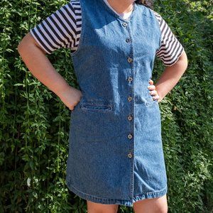 Cute 90s vintage denim button-up dress